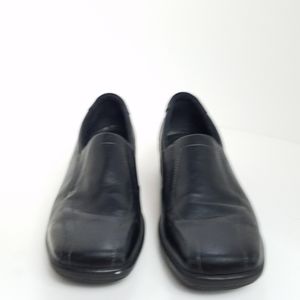 ECCO BLACK LOAFERS